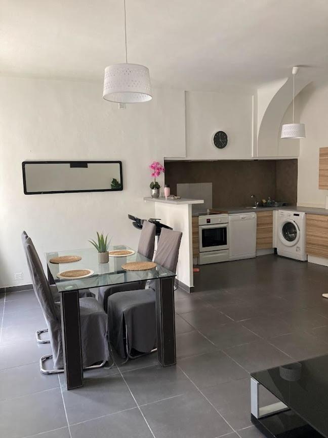 Bienvenue Chez Shiva Apartman Châteauneuf-du-Pape Kültér fotó